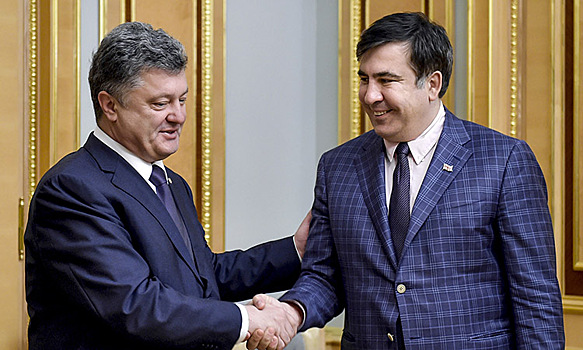 Порошенко предрекли свержение из-за ситуации с Саакашвили