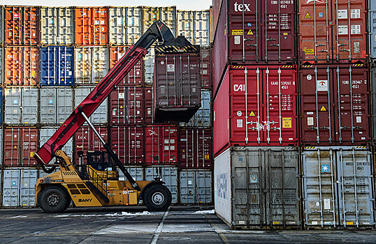 Российский несырьевой экспорт поставил рекорд в 2020 году