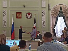 Глава Удмуртии вручил сертификаты многодетным аграриям на улучшение жилищных условий