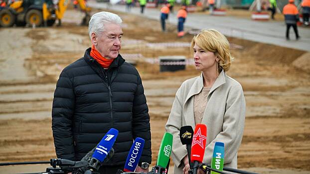 Собянин осмотрел реконструируемый Центральный Московский ипподром