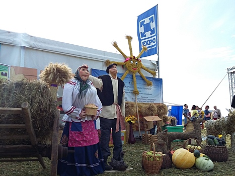 В Саратове открылась сельскохозяйственная выставка «Саратов-Агро. День Поля»
