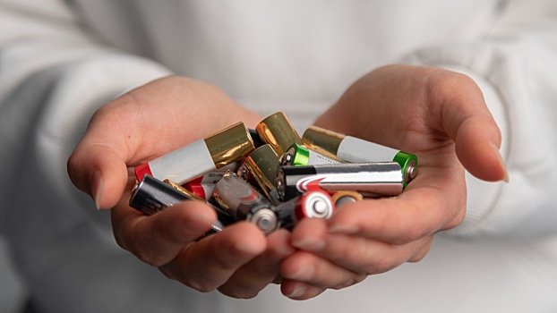 Россиян предупредили о штрафах за неправильную утилизацию батареек