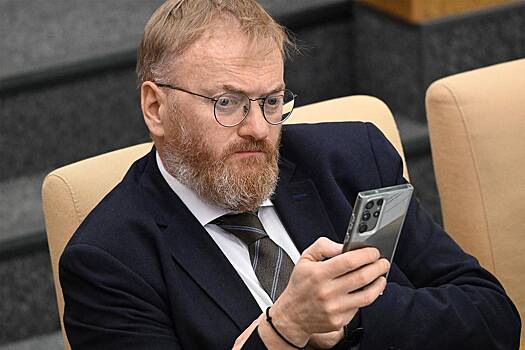 Милонов высказался о связи ширины штанин с ЛГБТ
