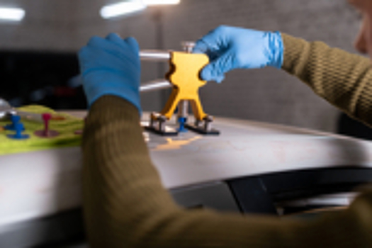 Можно ли убрать вмятину на кузове авто без покраски?