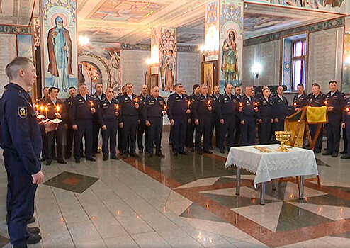 Командование Воздушно-десантных войск провело в Москве ряд торжественных мероприятий, посвященных Дню защитника Отечества