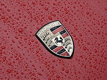 Состоятельные украинцы раскупили все электрокары Porsche еще до официальной презентации