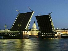 В Петербурге стартует период навигации и разводки мостов