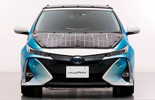 Toyota тестирует новый электрокар на солнечных батареях