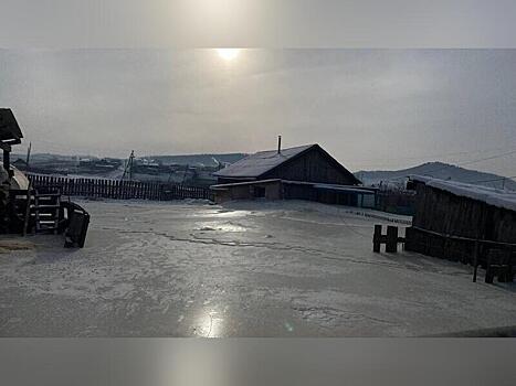 Город в Забайкалье тонет во льдах и долгах