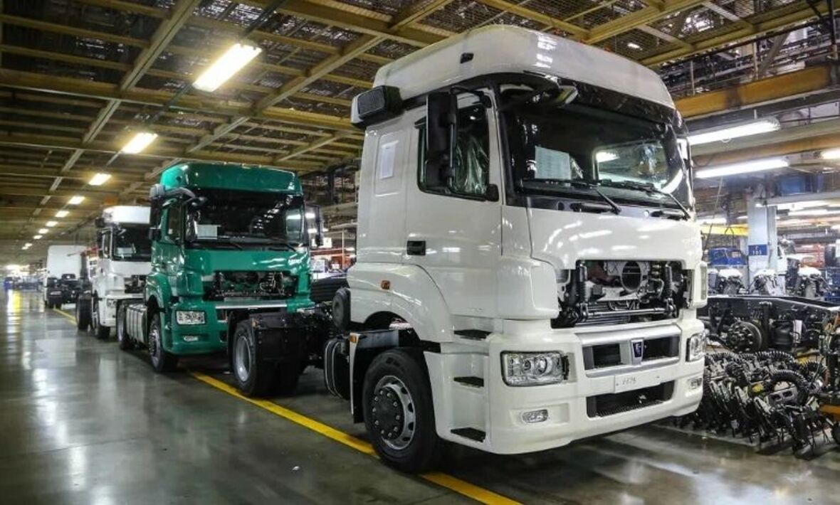 Камаз новый с завода 1997. Камаз 2022 года тягач. Камаз к4 кабина. В каком городе выпускают камаз. Автозавод камаз набережные челны.