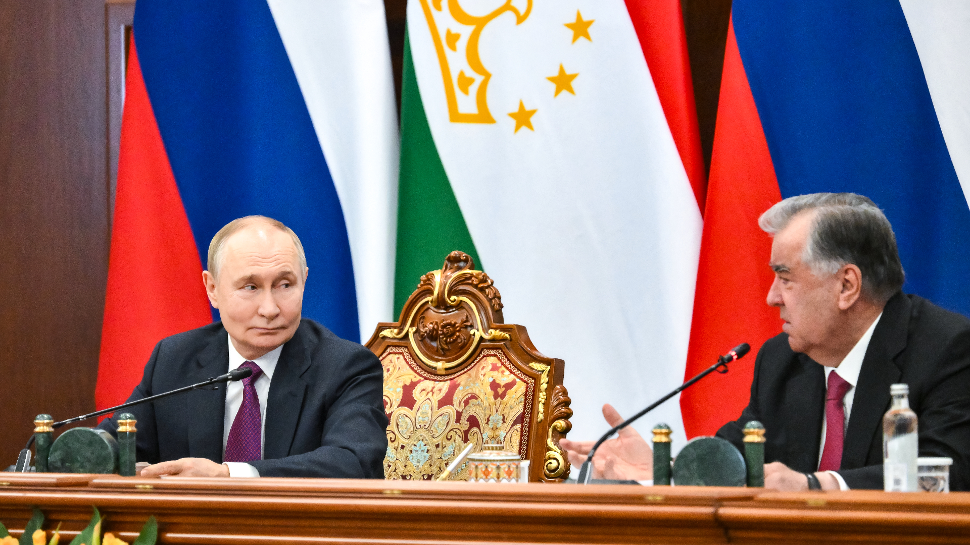 Путин и Рахмон приняли совместное заявление по итогам переговоров