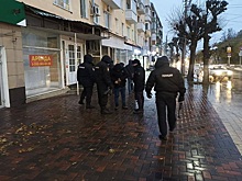 В Рязани полиция массово останавливает прохожих