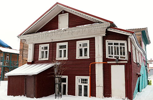 В Новосибирске памятник архитектуры продали за 2,6 млн рублей для защиты от разрушения