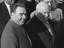 В чем Брежнев обвинял Хрущева