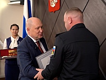 В Севастополе наградили отличившихся в зоне СВО «черных беретов»