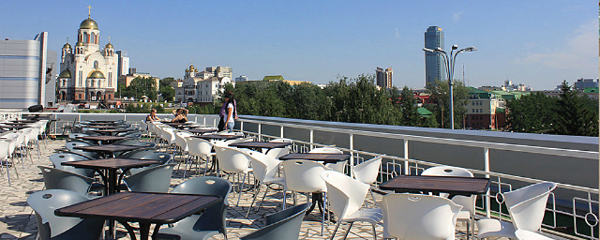 Власти Свердловской области откроют летние кафе в Екатеринбурге с 1 июля