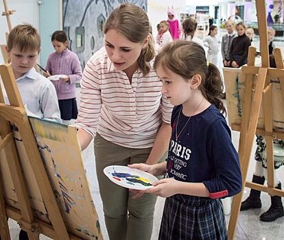 В Покровском-Стрешневе детей познакомят с основными направлениями в изобразительном искусстве