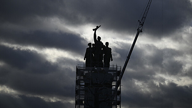 В Софии под памятником Советской армии нашли подземный зал и тоннели