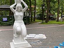 Калининградская художница прокомментировала копию скульптуры Брахерта «Несущая воду» в Светлогорске