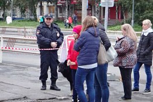 Торговые центры и автовокзал Архангельска эвакуированы после звонков о бомбах