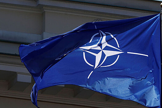 Страны НАТО пригрозили нарастить активность в Арктике