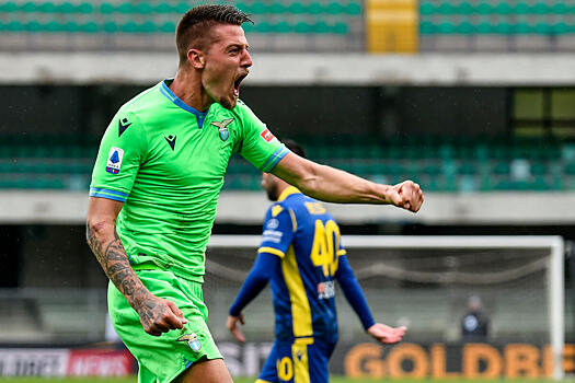 СМИ: "Реал", МЮ и ПСЖ заинтересованы в переходе футболиста Милинковича-Савича