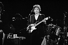 Боб Дилан продал права на более чем 600 своих песен
