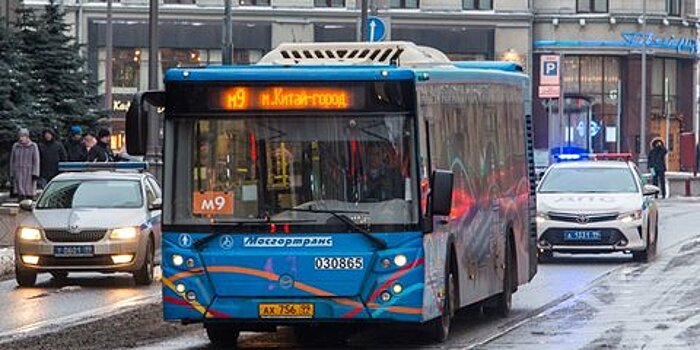 Автобусы Мосгортранса оснастили динамиками для слабовидящих пассажиров
