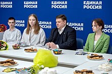 В Подольске председатель Совета депутатов встретился со студентами