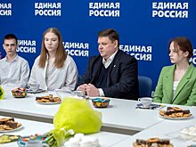 В Подольске председатель Совета депутатов встретился со студентами