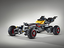 Из кубиков Lego собрали Бэтмобиль в натуральную величину