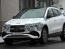  		 			Mercedes EQA и EQB 2022 года попал в камеры шпионов со скромной маскировкой 		 	