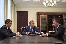 Глава Адыгеи провел встречу с руководителем Тахтамукайского района
