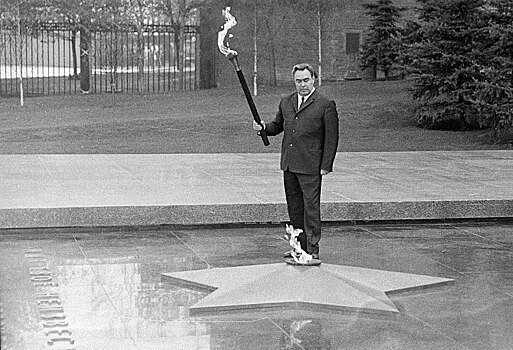 Что дарил Брежнев своим любовницам
