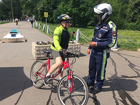 В ЮВАО мотоциклистам напомнили правила дорожного движения