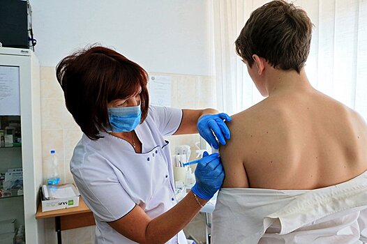 Бесплатная вакцинация против гриппа началась в Литве