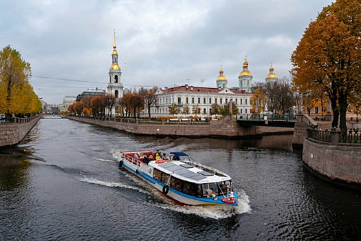 Петербург второй год подряд стал самым популярным городом у россиян