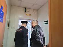 В Новосибирске суд арестовал экс-начальника ОЭБиПК Хомина по делу о взятке