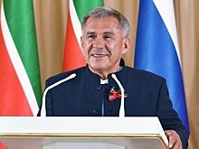 Минниханов поздравил работников нефтяной и газовой промышленности с профессиональным праздником