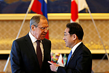 В Токио проходят переговоры глав МИД России и Японии