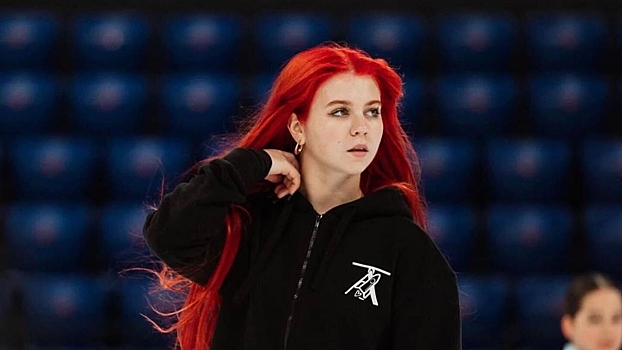 Фигуристка Трусова показала фото паспорта с новой фамилией