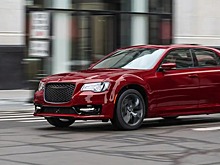 Седан Chrysler 300 с электродвигателем появится в 2026 году