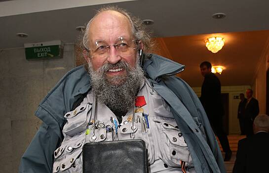 Вассерман посоветовал Медведеву не ставить эксперименты на россиянах