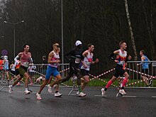 Виктор Гуржий и Елена Седова стал победителями Гатчинского полумарафона с рекордами трассы