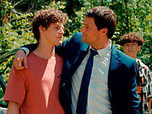 Названа дата премьеры комедии "Молодой человек" с Табаковым и Козловским в главных ролях