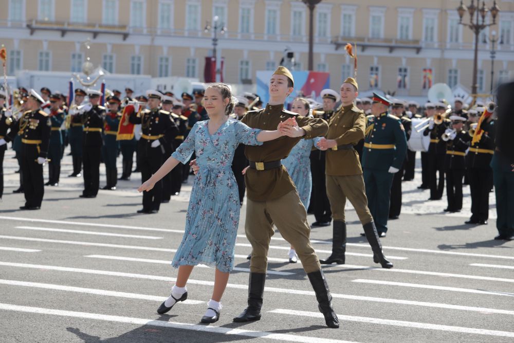 «Петербург-концерт» подготовил программу в честь Дня Победы на все выходные