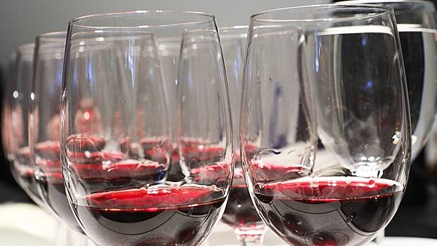 Эксперт Руденко рассказал, вырастут ли импортные пошлины на вино