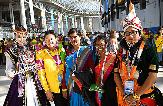 Всемирный фестиваль молодежи в Сочи начался со скандала