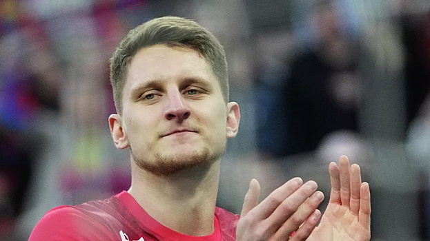 Защитнику ЦСКА Игорю Дивееву разбили нос в матче с «Локомотивом»