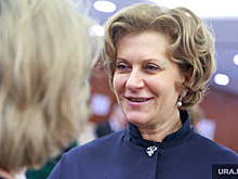 Попова сообщила о подготовке изменений в правила посещения театров, музеев и общепита